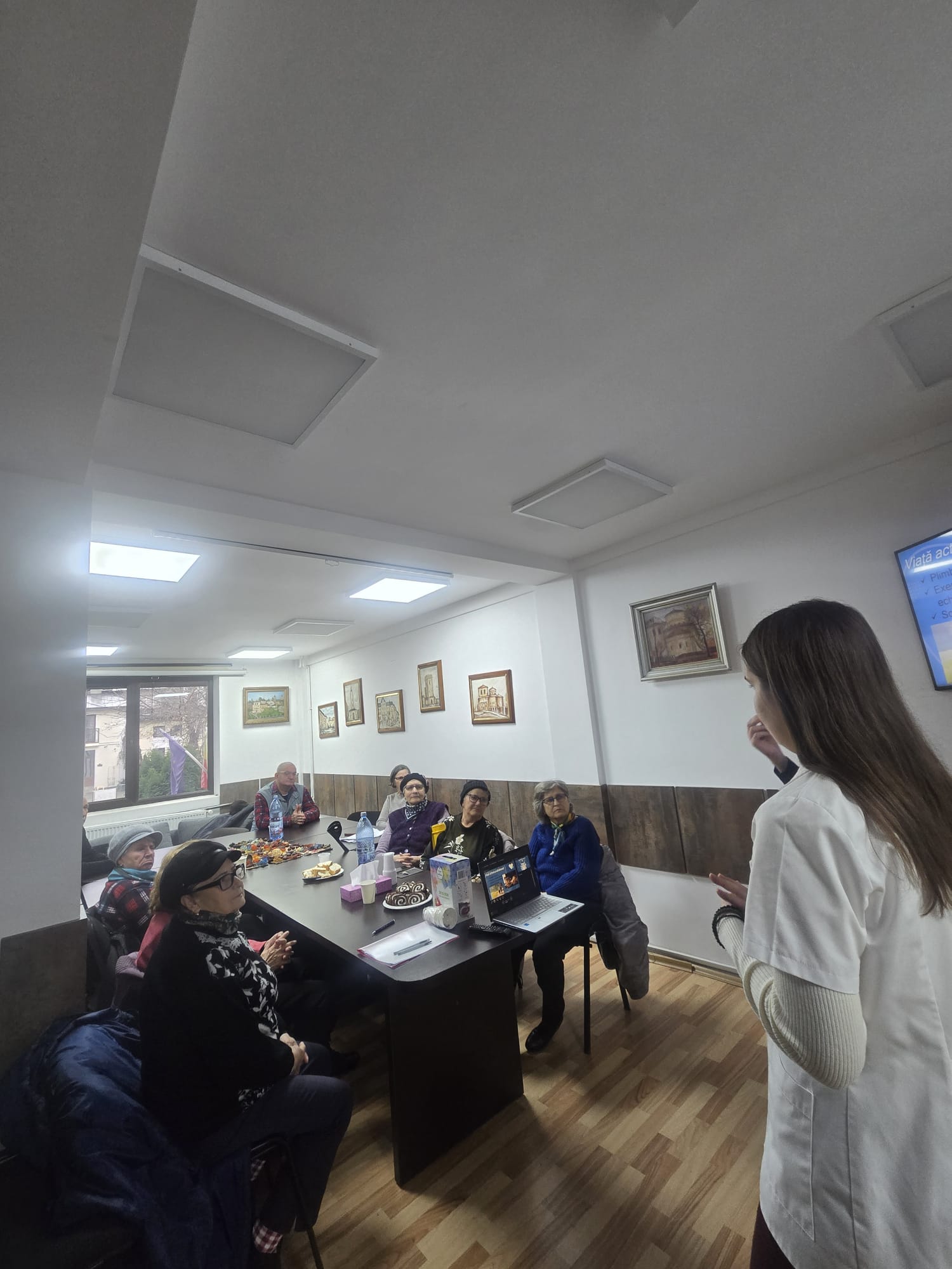 Activități terapeutice și de socializare la Centrul de Zi